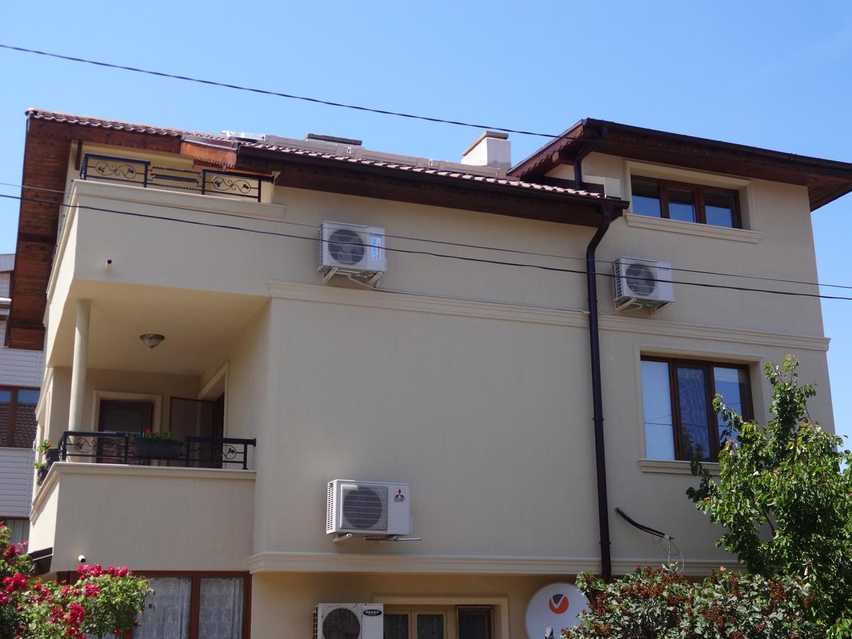 Apartments Dona Chernomorets Ngoại thất bức ảnh