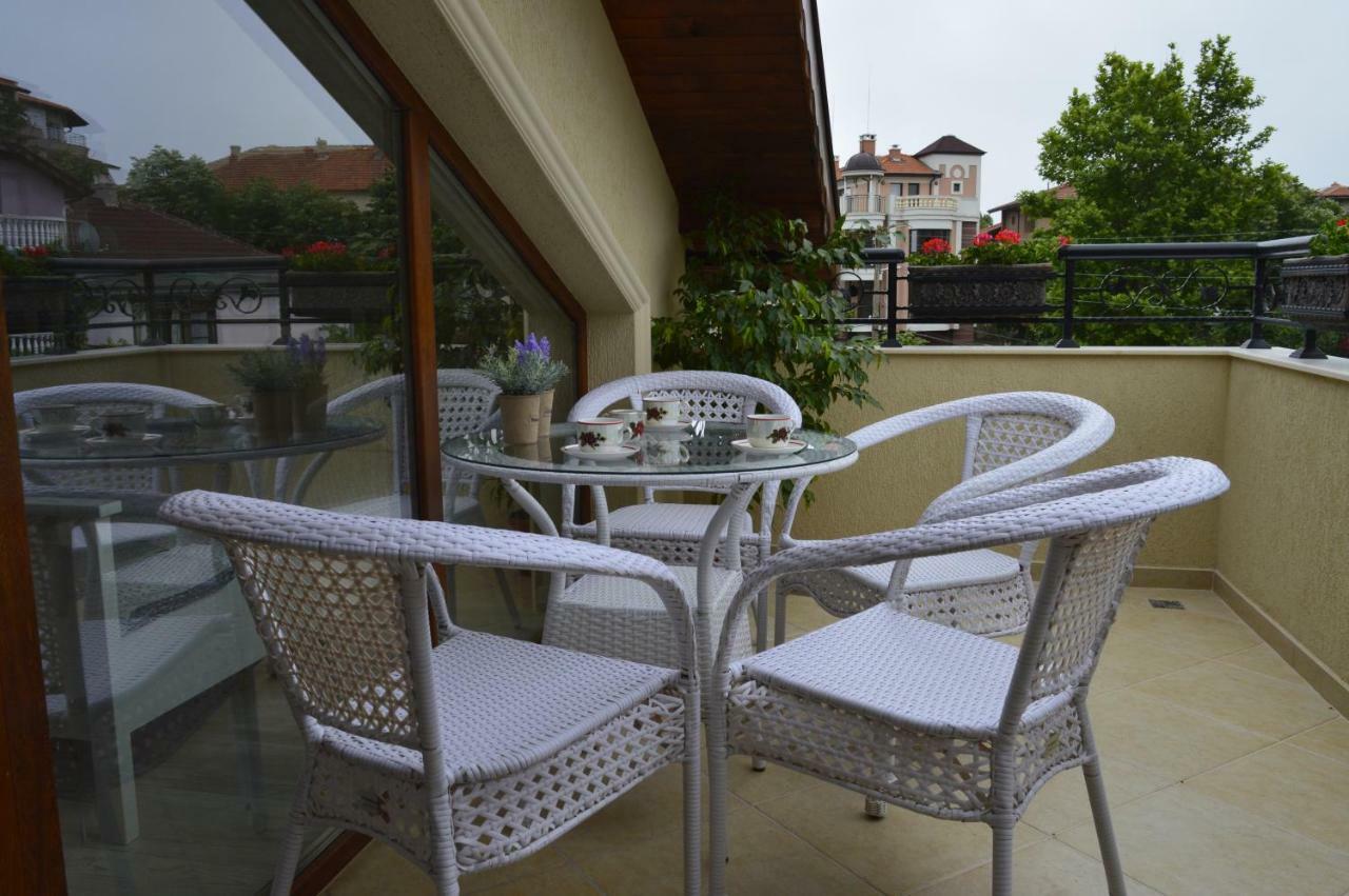 Apartments Dona Chernomorets Ngoại thất bức ảnh